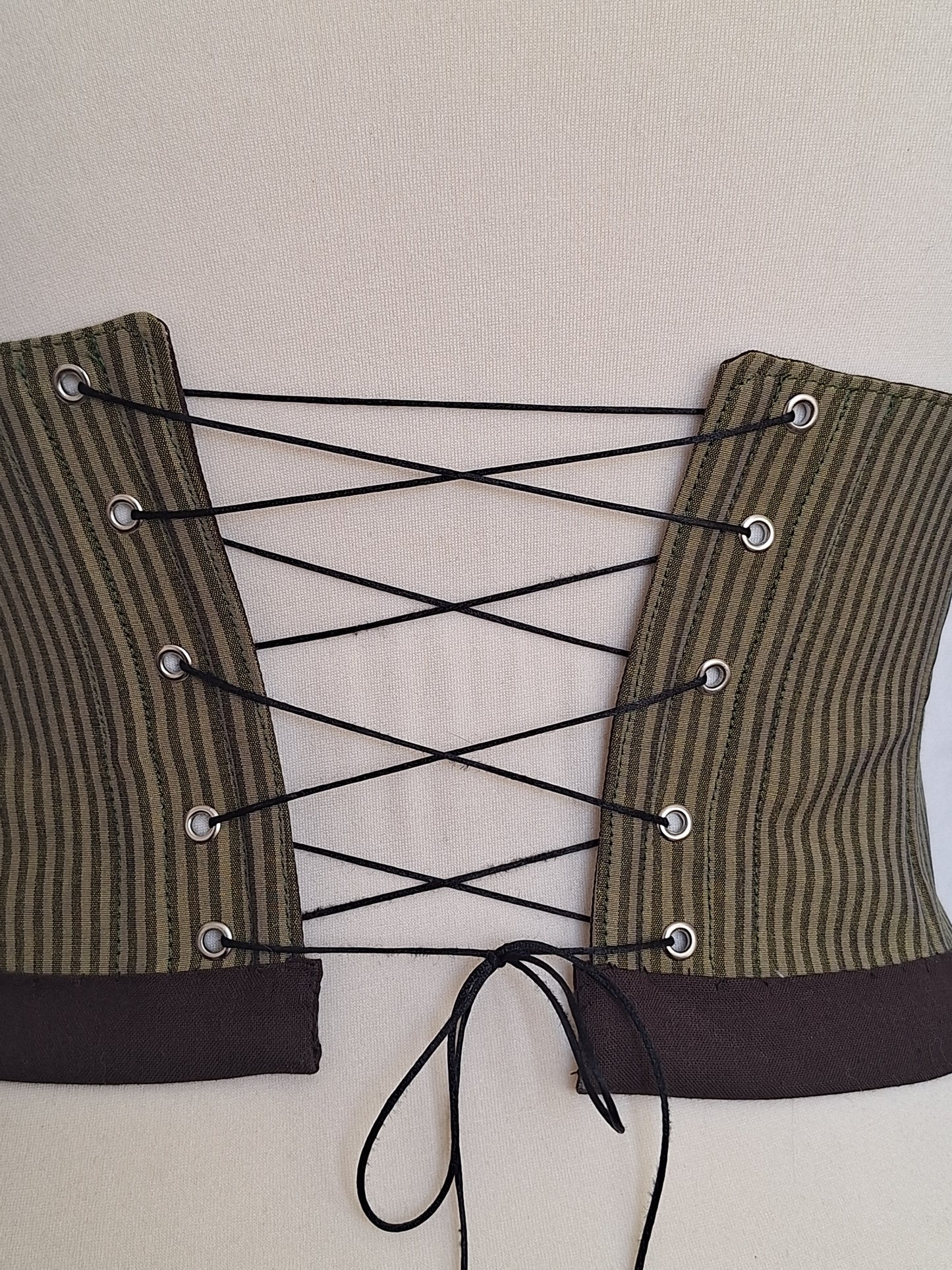 Gorset underbust w paski S/M