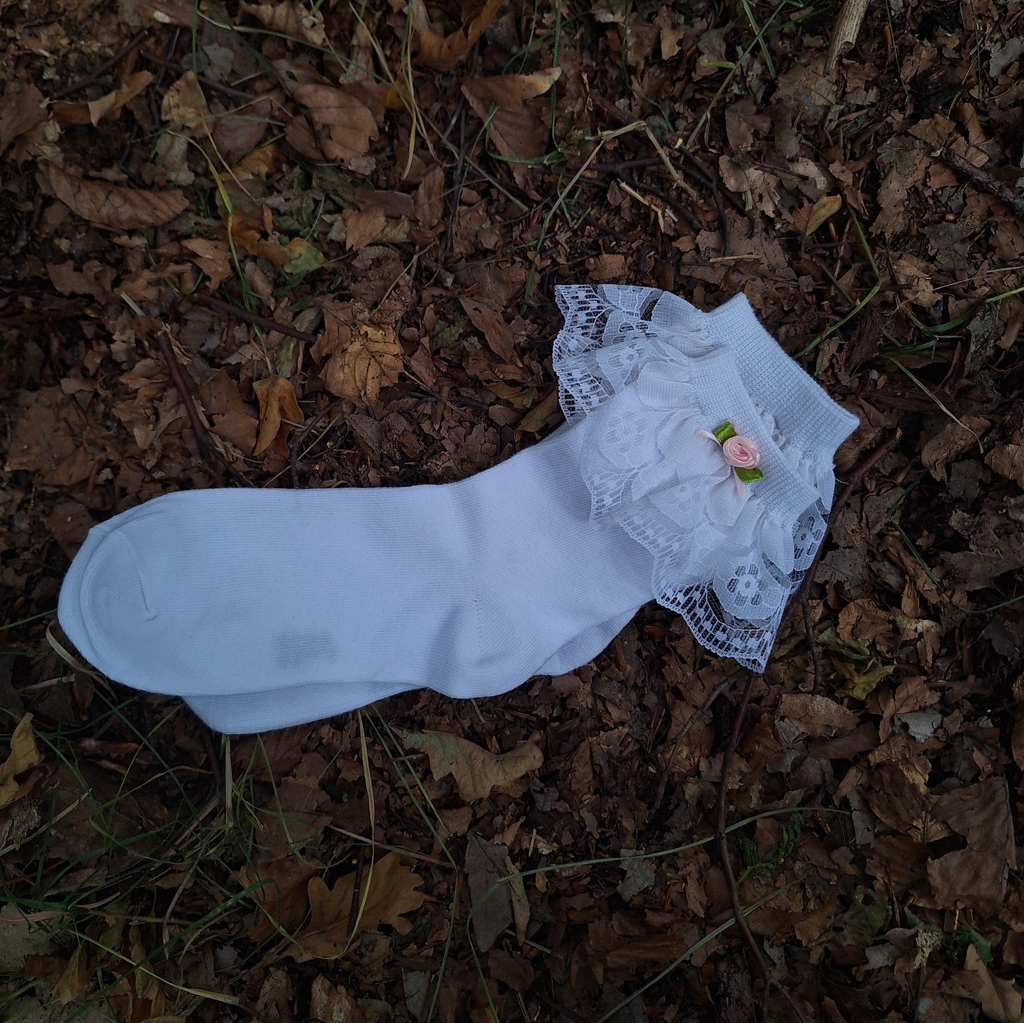 Skarpetki z koronką