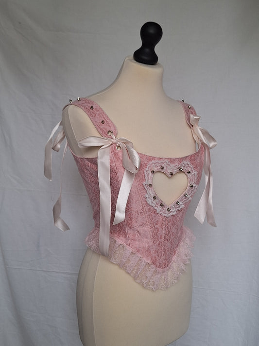 Gorset koronkowy z wycięciem