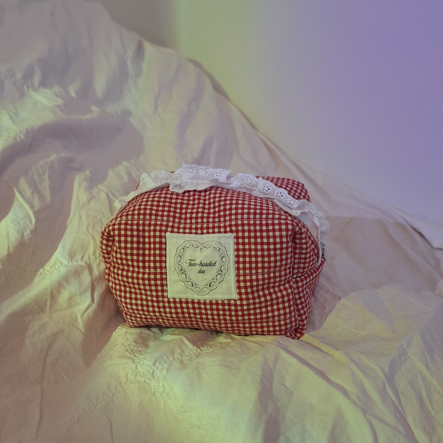 Kosmetyczka czerwona kratka