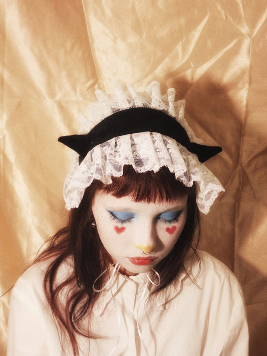Headdress VELVET BLACK / WHITE DEVIL