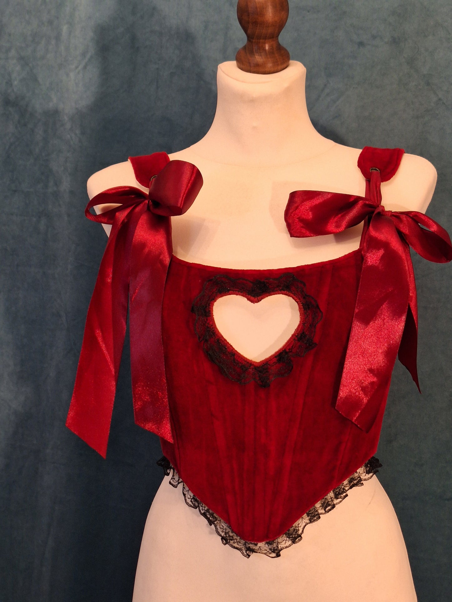 Gorset bordowy welurowy z wycięciem