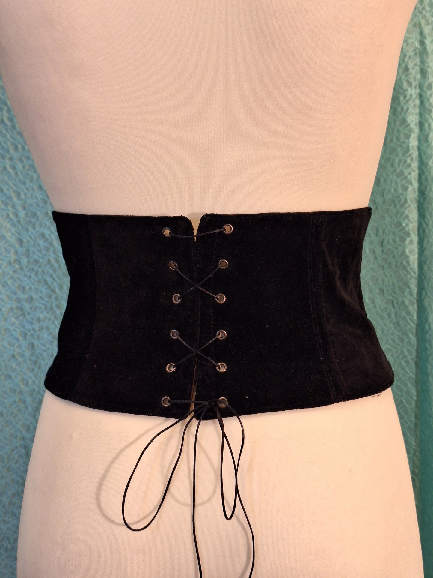 Gorset underbust gotycki