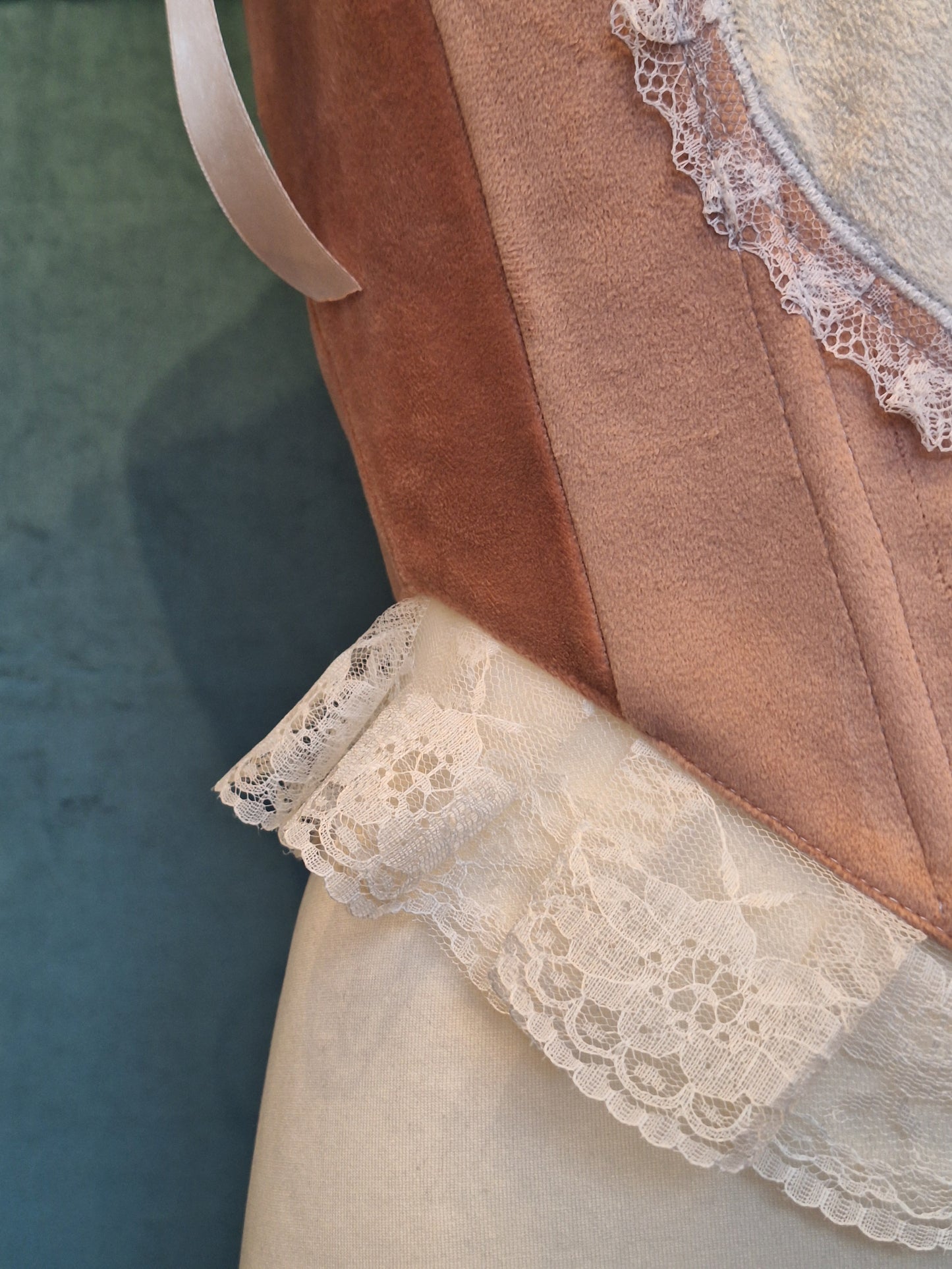 Gorset welurowy różowy heart