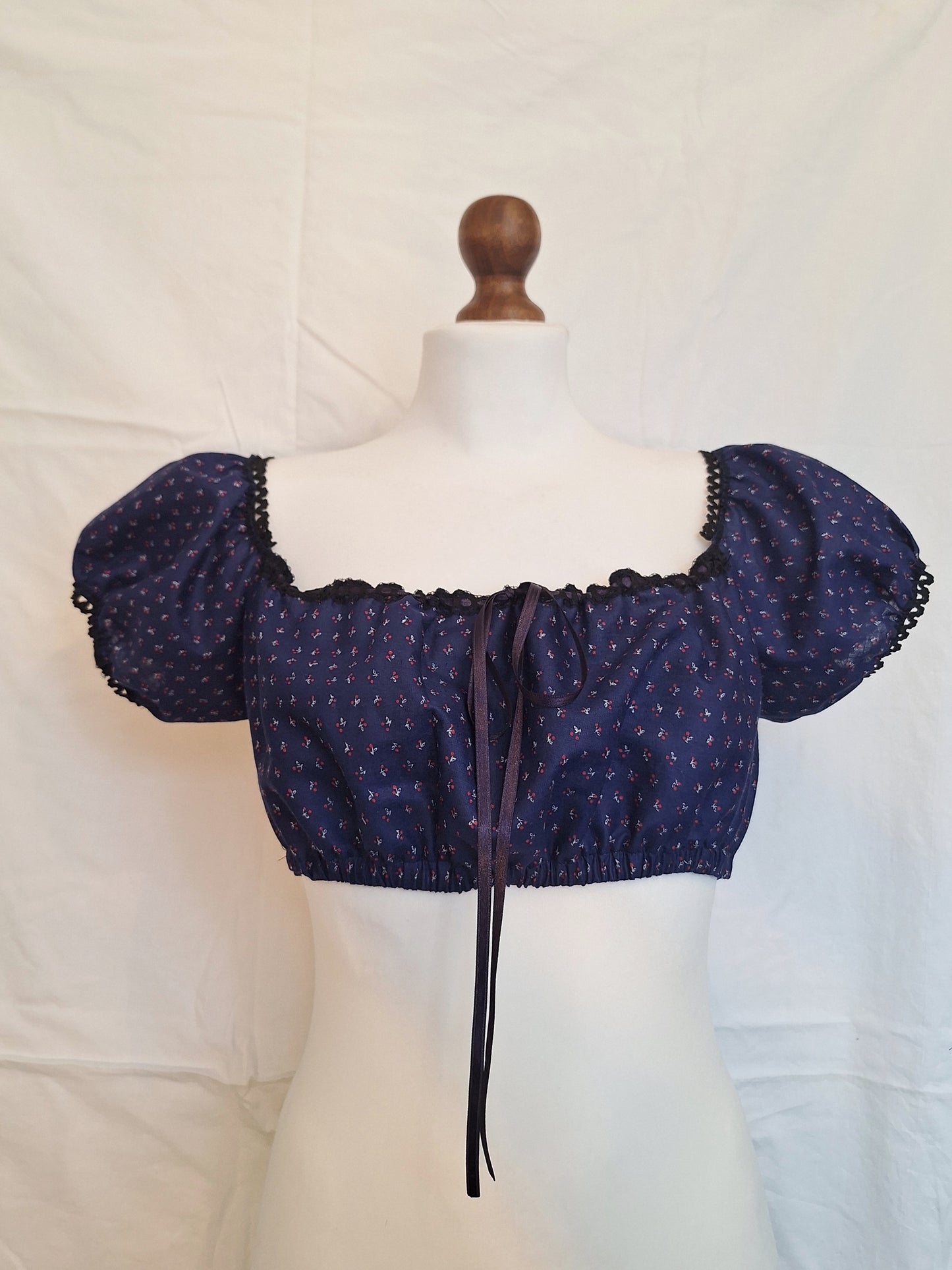 Top navy cherry S-M/L