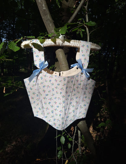 Corset with small flowers