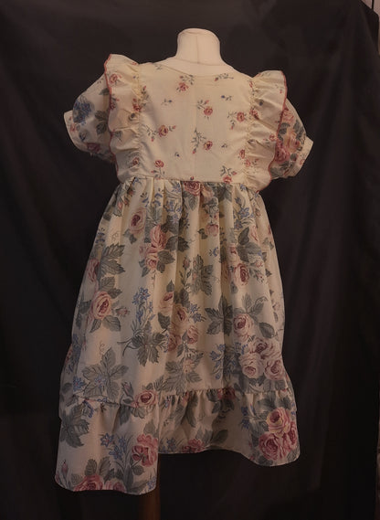 Sukienka babydoll kwiatowa