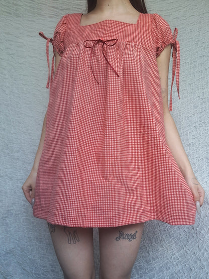 Sukienka babydoll malinowa krata
