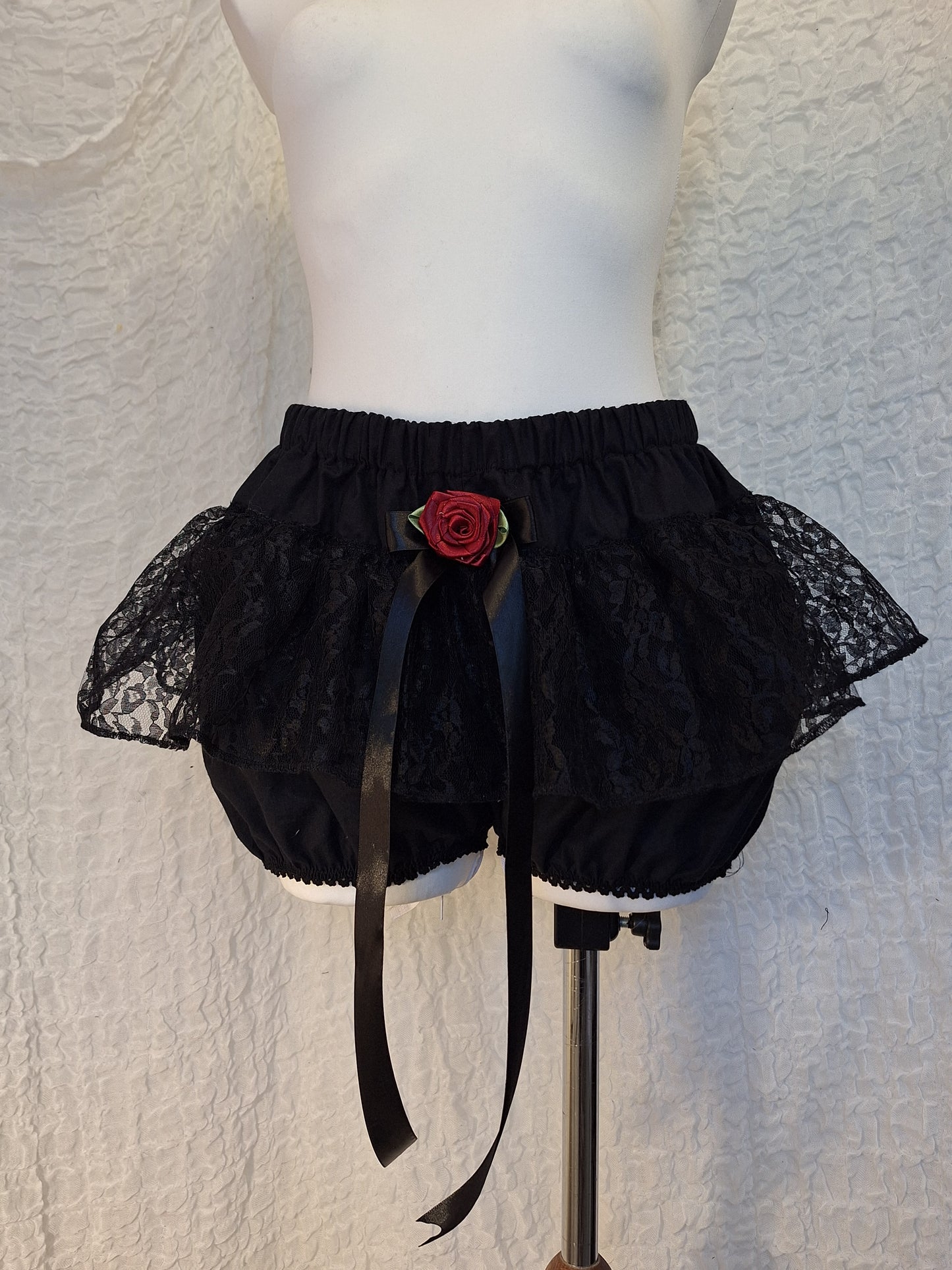 Bloomerso-spódniczka black//big rose M/L