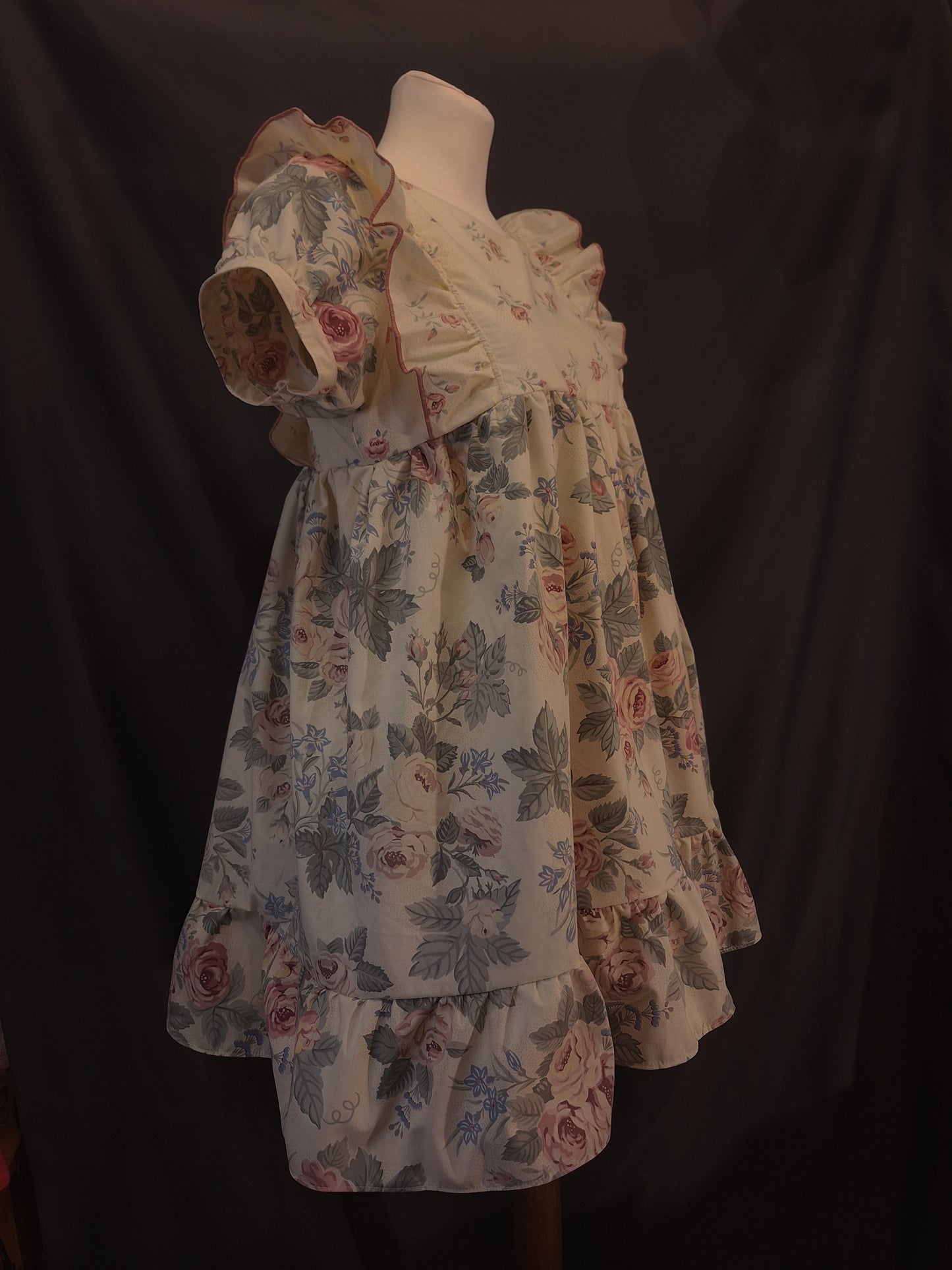 Sukienka babydoll kwiatowa