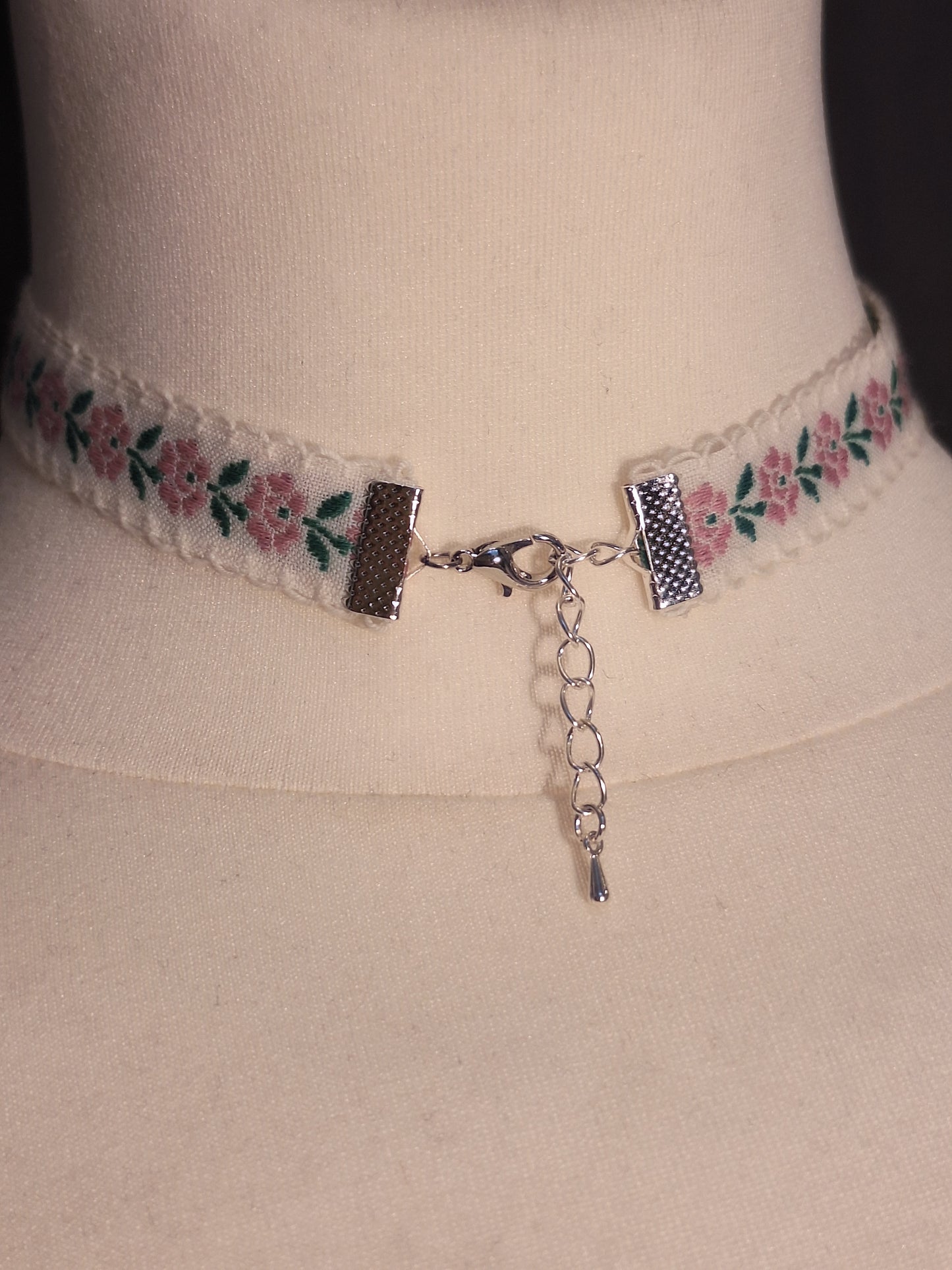 Naszyjnik choker