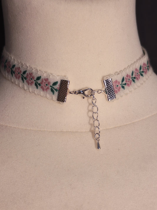 Naszyjnik choker