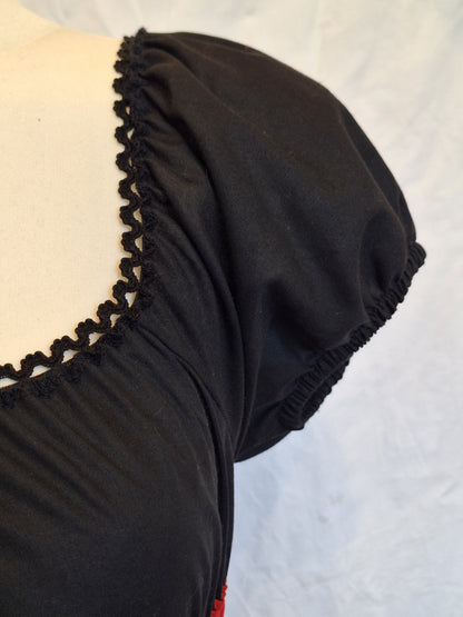 Sukienka milkmaid czarno-czerwona S/M