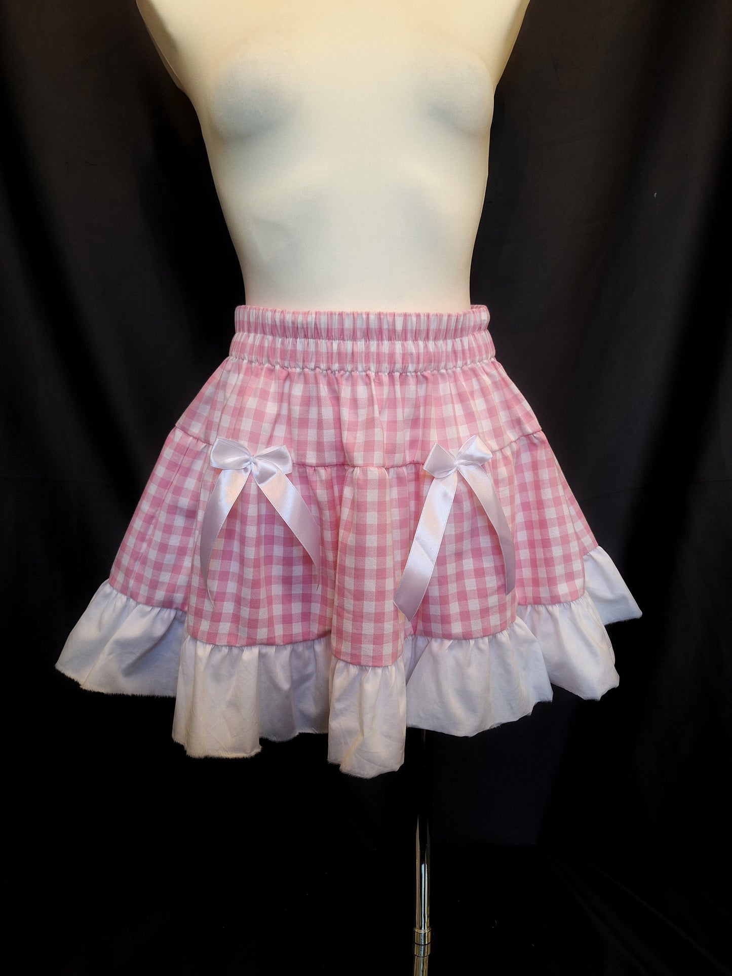 Różowa spódniczka w kratkę