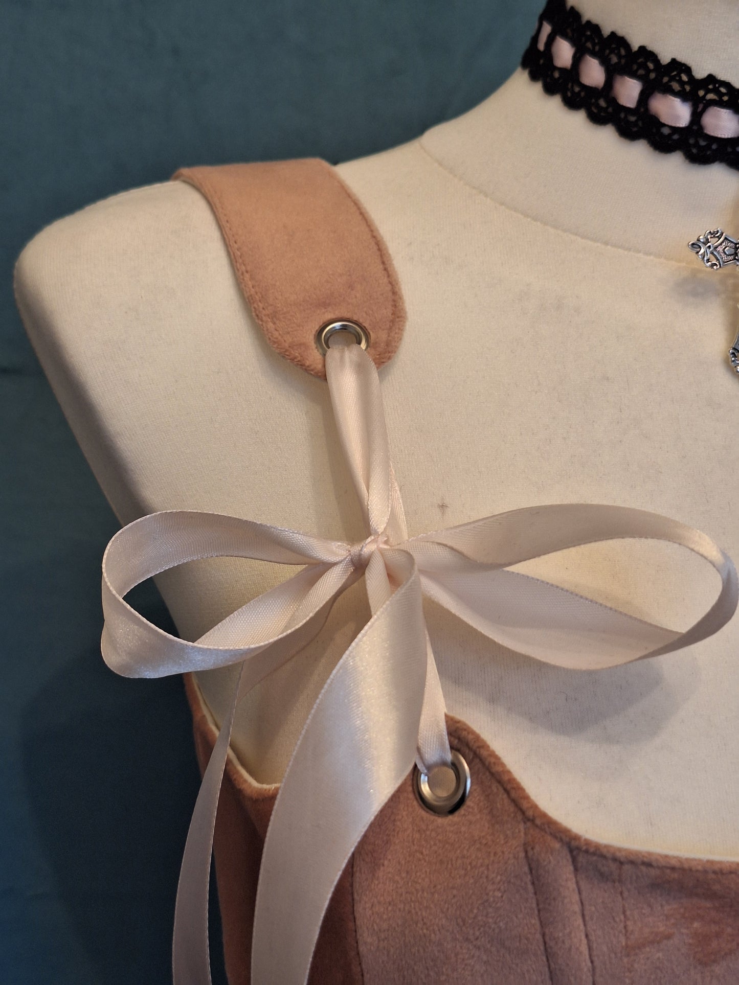 Gorset welurowy różowy heart